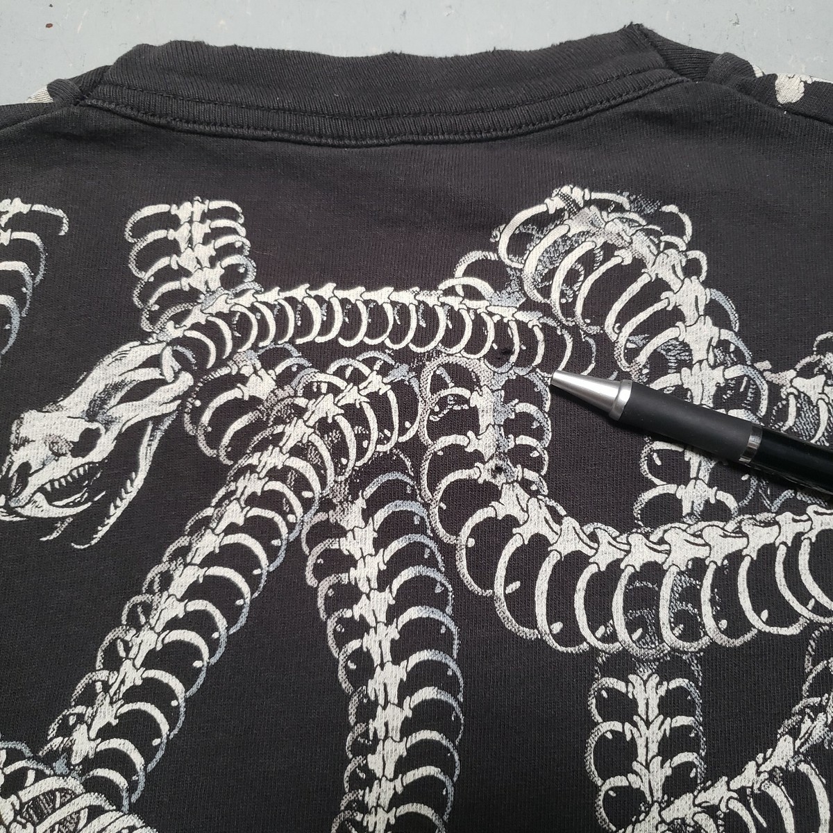 Vtg 90s LIQUID BLUE MEDUSA SKULL SNAKES 1993 ALL OVER PRINT Tshirt