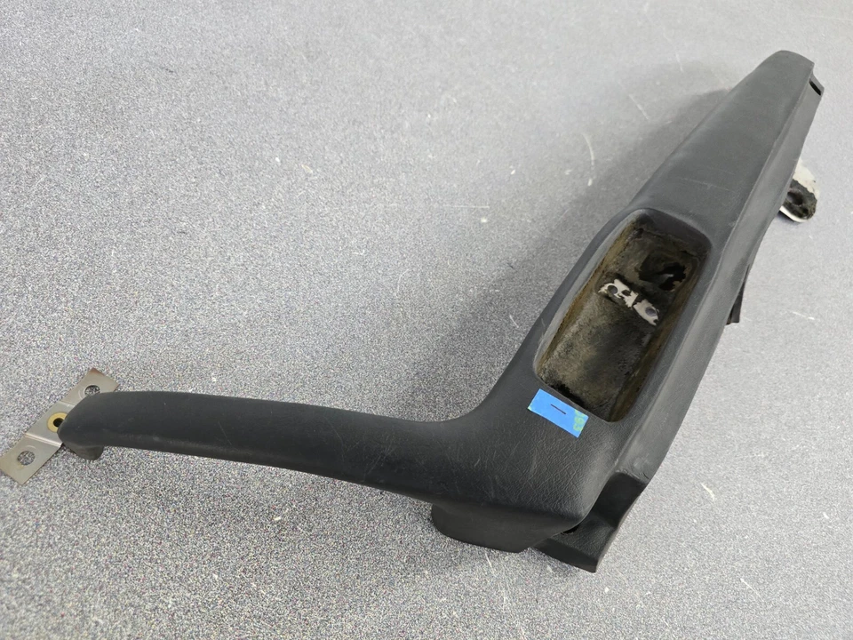 USED ORIGINAL GENUINE PORSCHE 911 912 LWB PASSENGERS DOOR HANDLE ARMREST #1 - Image 2 of 4