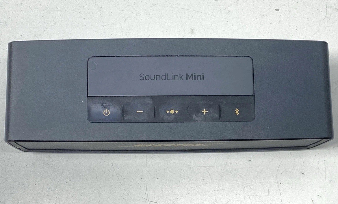 BOSE sound Link mini Ⅱ used used Bose Soundlink Mini II Triple Black w charger strong