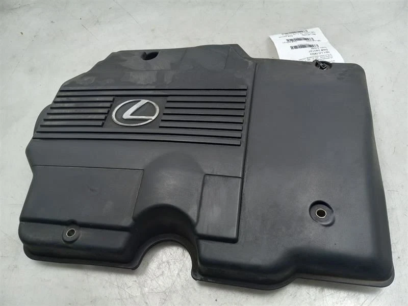 Lexus IS300 2003 3,0 L 6 cilindros cubierta del motor Foto 2 de 4