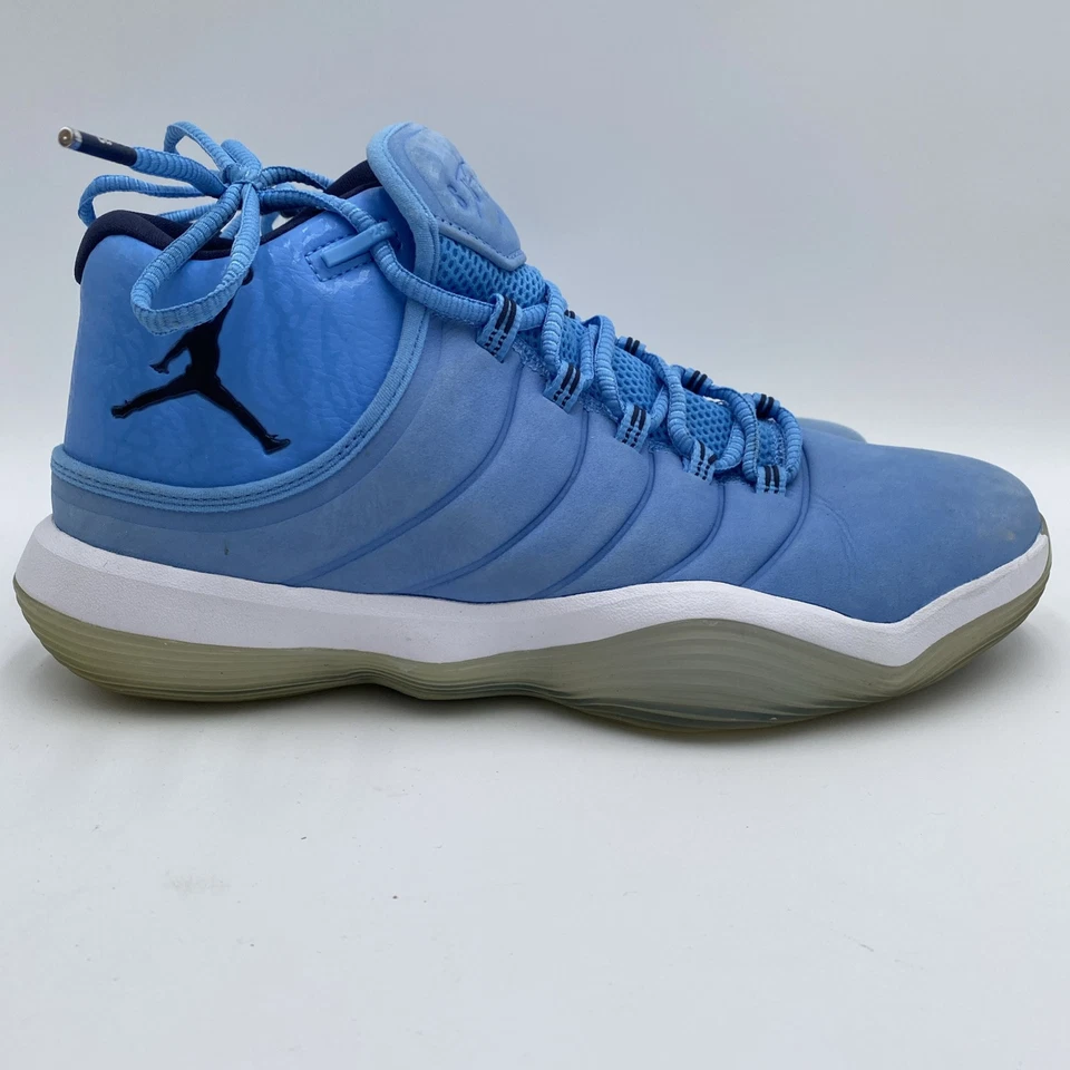 Talla 9.5 - Jordan Super Fly 2017 UNC Usado Foto 2 de 4
