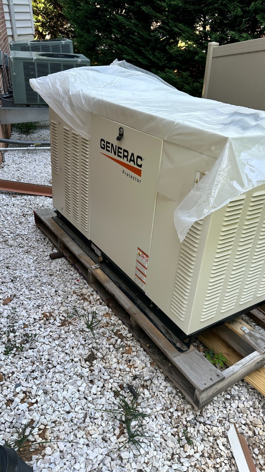 Protector Gaseous 25kW 120/208volt 3Phase Liquid-Cooled Gene