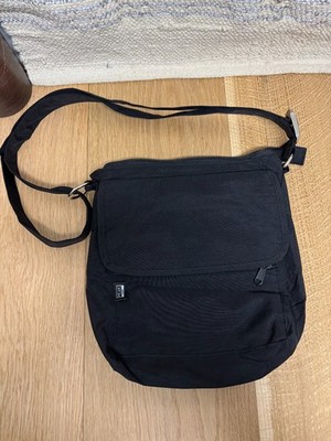 NWOT - Peak Gear Black Crossbody Travel Bag Anti - Theft Lightweight Nylon