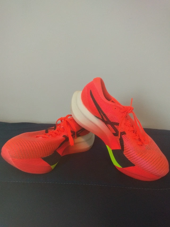 Zapatillas de running ASICS Metaspeed Sky Paris. Foto 2 de 4