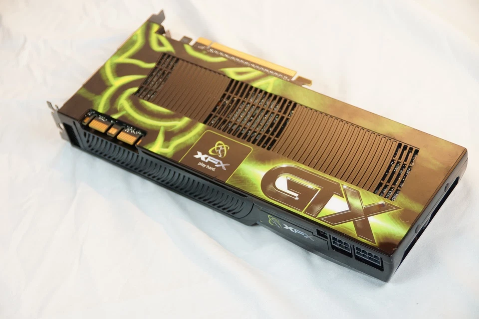 XFX GeForce GTX280 1GB GDDR3 DVI PCI-E Video Graphics Card - Image 4 of 4