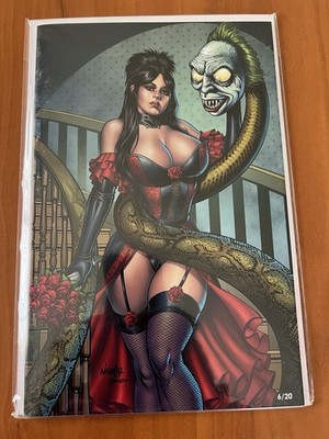 Gritty Gorgeous JUICED Beetlejuice Sandworm Lydia Roses Black Wedding Dress LE