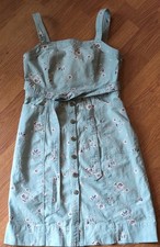 Women's Gap Denim Apron Dress Blue With Flowers Straps, Pockets, Buttons Size 10