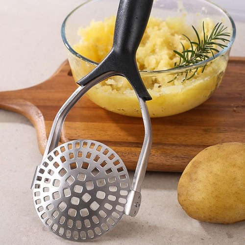 Non-Slip Handle Potato Ricer Comfort Grip Vegetable Smasher Complementary Food - Picture 6 of 8
