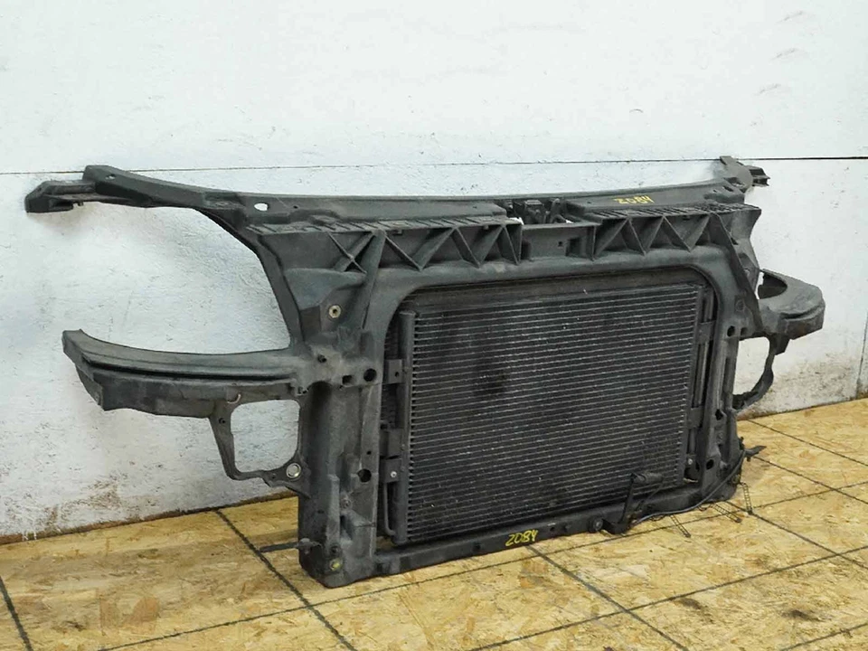 2000 - 2006 Audi Tt Mk1 1.8L 4 Cyl Fan Motor Radiator Core Condenser Support Oem Foto 2 de 4