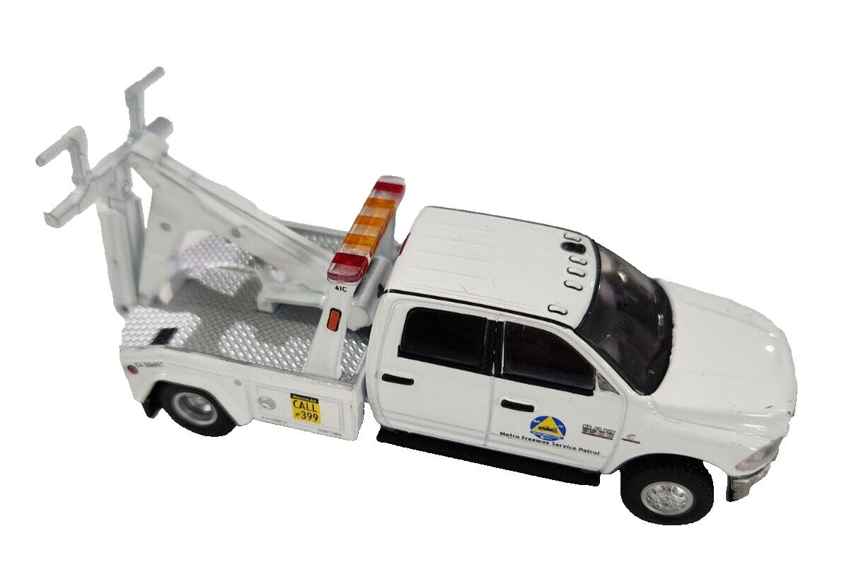 Greenlight Pre-Production Deco 46080-F 2018 Ram 3500 Dually Greenlight Pre-Production Deco 46080-F 2018 Ram 3500 Dually