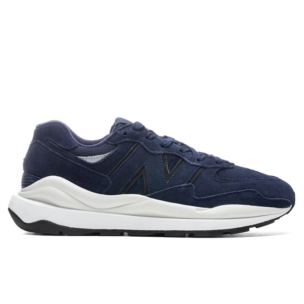 New balance navy clearance black