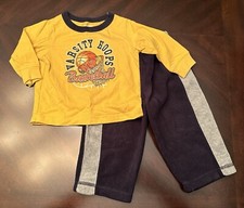 EUC Infant Boy's The Children's Place T-Shirt Fleece Pants Set Size 18 months