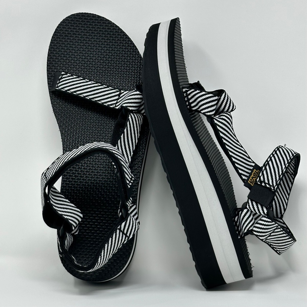 Teva Womens Flatform Sandals Size 10 Universal Platform 