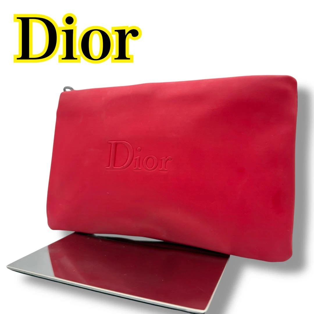 Belle pochette maquillage Dior rouge pas à vendre objet rare étui accessoire