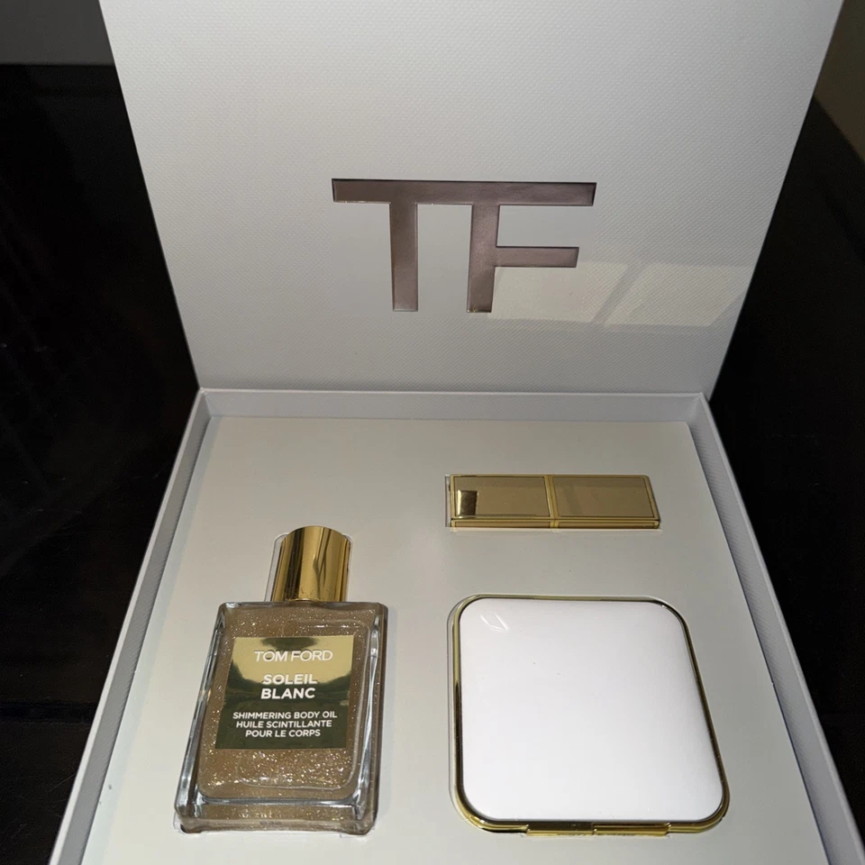Tom Ford Soleil Look Set-Bálsamo Labial Escarcha, Sheer Cheek Duo, Aceite Corporal-Nuevo en Caja Foto 3 de 4