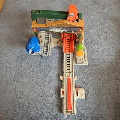 Thomas & Friends TrackMaster, Steamworks Repair Station (2015) Discontinued