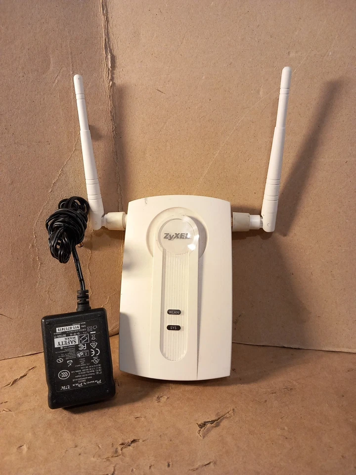ZyXEL NWA1100-N Wireless Access Point with Antennas  & Alt Power Supply  - Image 3 of 4