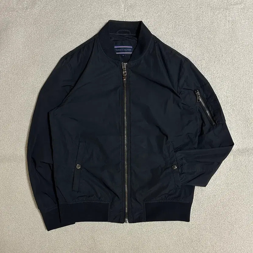 Tommy Hilfiger Basic Solid Bomber Jacket M Black - image 6