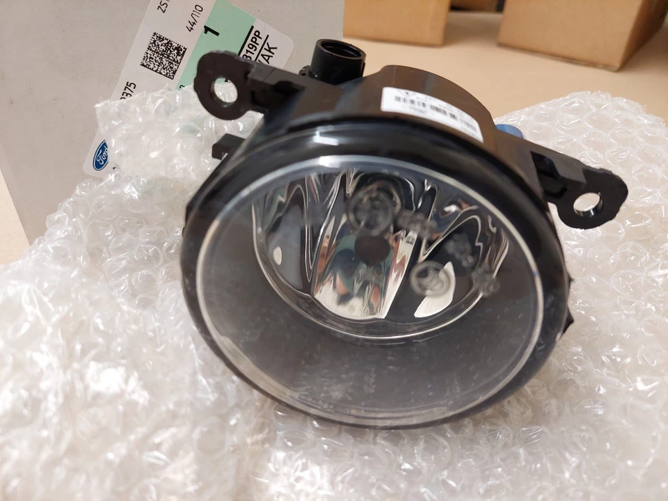 Ford Transit Custom Mk8 Front Fog Light Lamp 2015-2019 4550597 Genuine NEW - Image 3 of 4