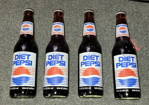 Vintage Diet Pepsi 12oz Longneck Bottles (Lot of 4)