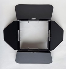 Profoto 4-Leaf Barndoor and Grid Holder for Profoto Zoom Reflector 100671