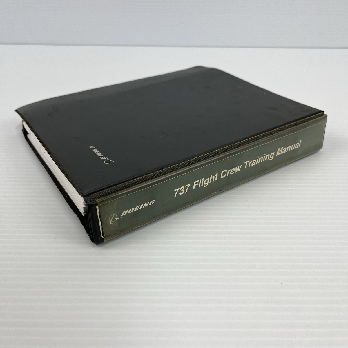 Boeing 737 Flight Crew Training Manual in Binder Boeing Company | eBay