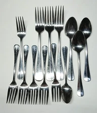 Oneida Baguette Flatware Lot 13 Pc
