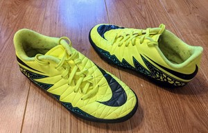 size 5 astro trainers