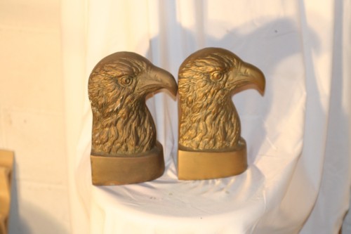 testa di aquila americana ottone vintage estremità libro o fermaporta molto pesante - Foto 3 di 3