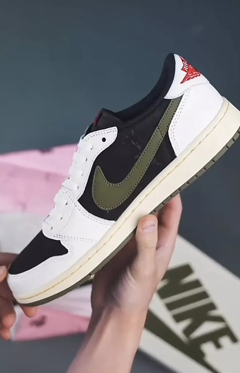 AIR JORDAN 1 LOW 26センチ - スニーカー