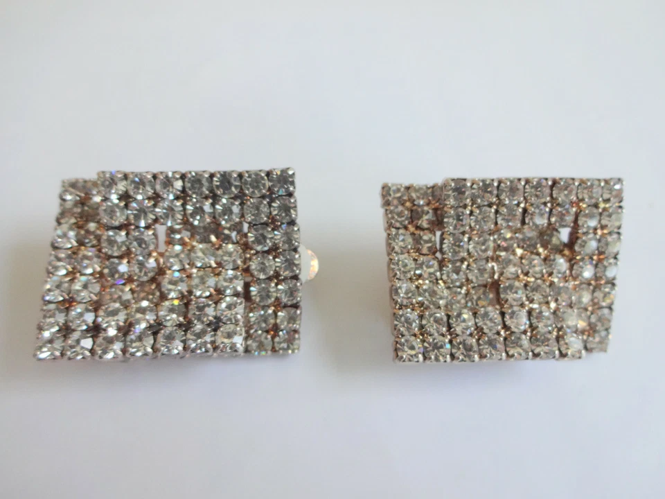 Pendientes Clip Vintage Retro Años 60 Cristal Frontal Letras Diseño GG  Foto 4 de 4
