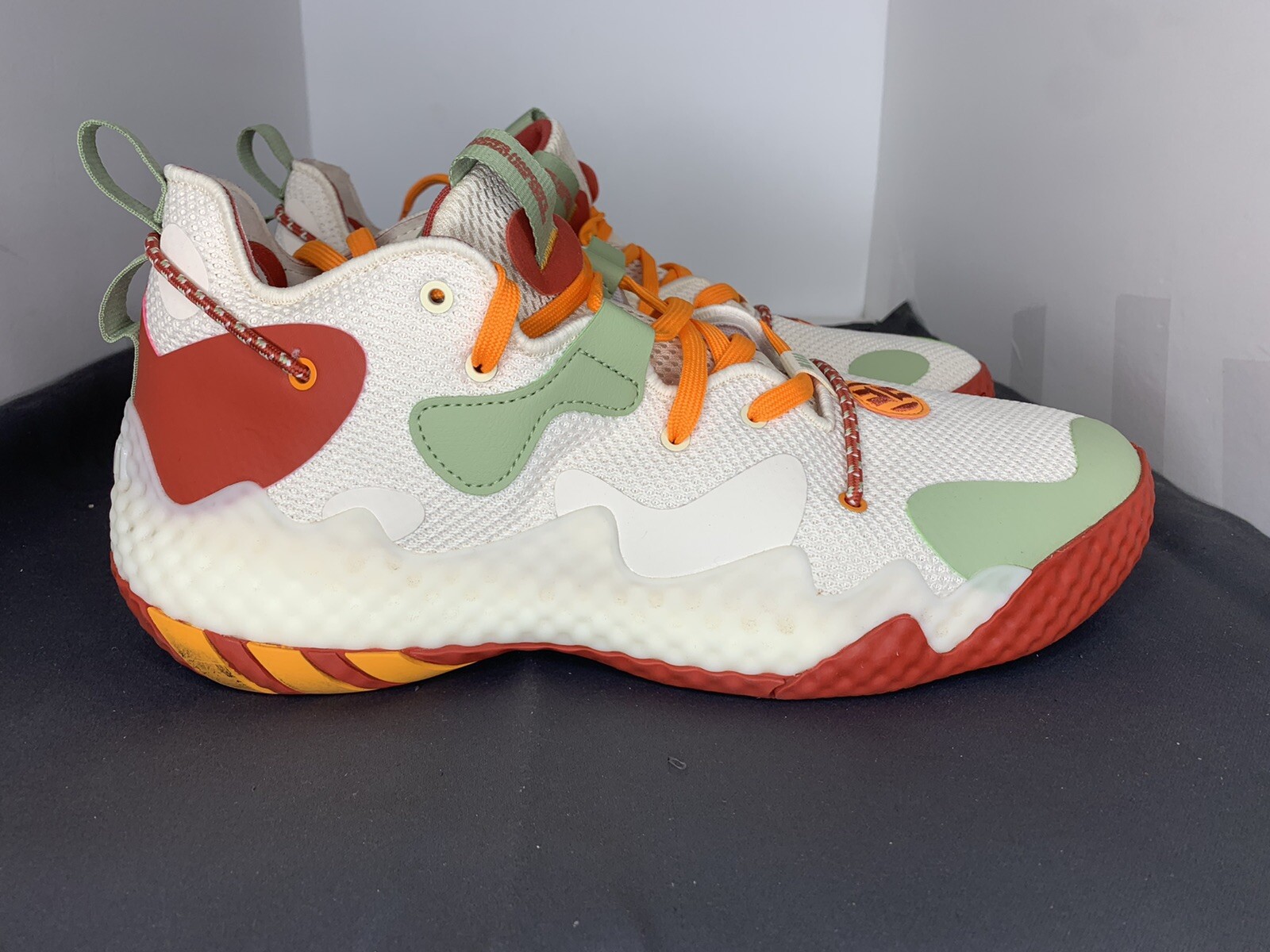 adidas Harden Vol. 6 Arizona Wonder White Magic Lime Men Basketball Shoes GW9030 adidas Harden Vol. 6 Arizona Wonder White Magic Lime Men Basketball Shoes GW9030