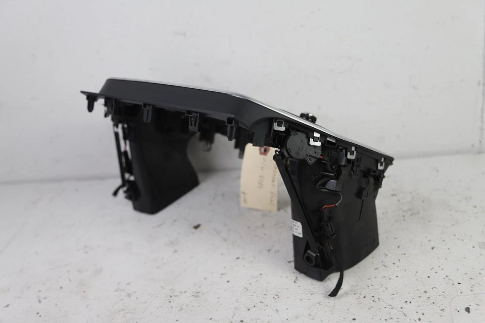 Maserati Ghibli 2014-2016 tablero central aire acondicionado ventilación rejilla cubierta bisel moldura 60 k Foto 4 de 4