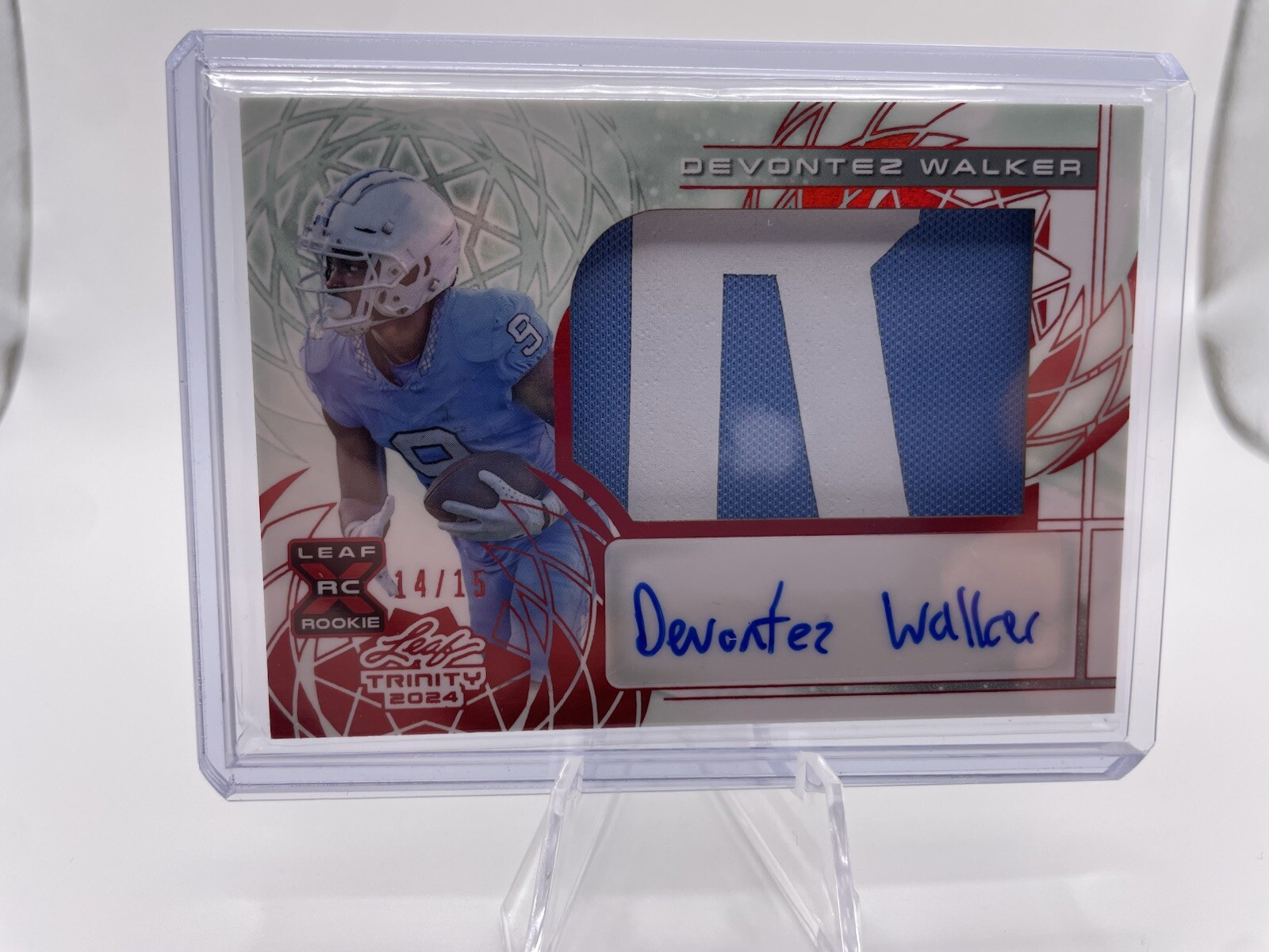 Devontez Walker 2024 LEAF TRINITY PATCH Jersey AUTO XRC 14/15 #PA-DW1