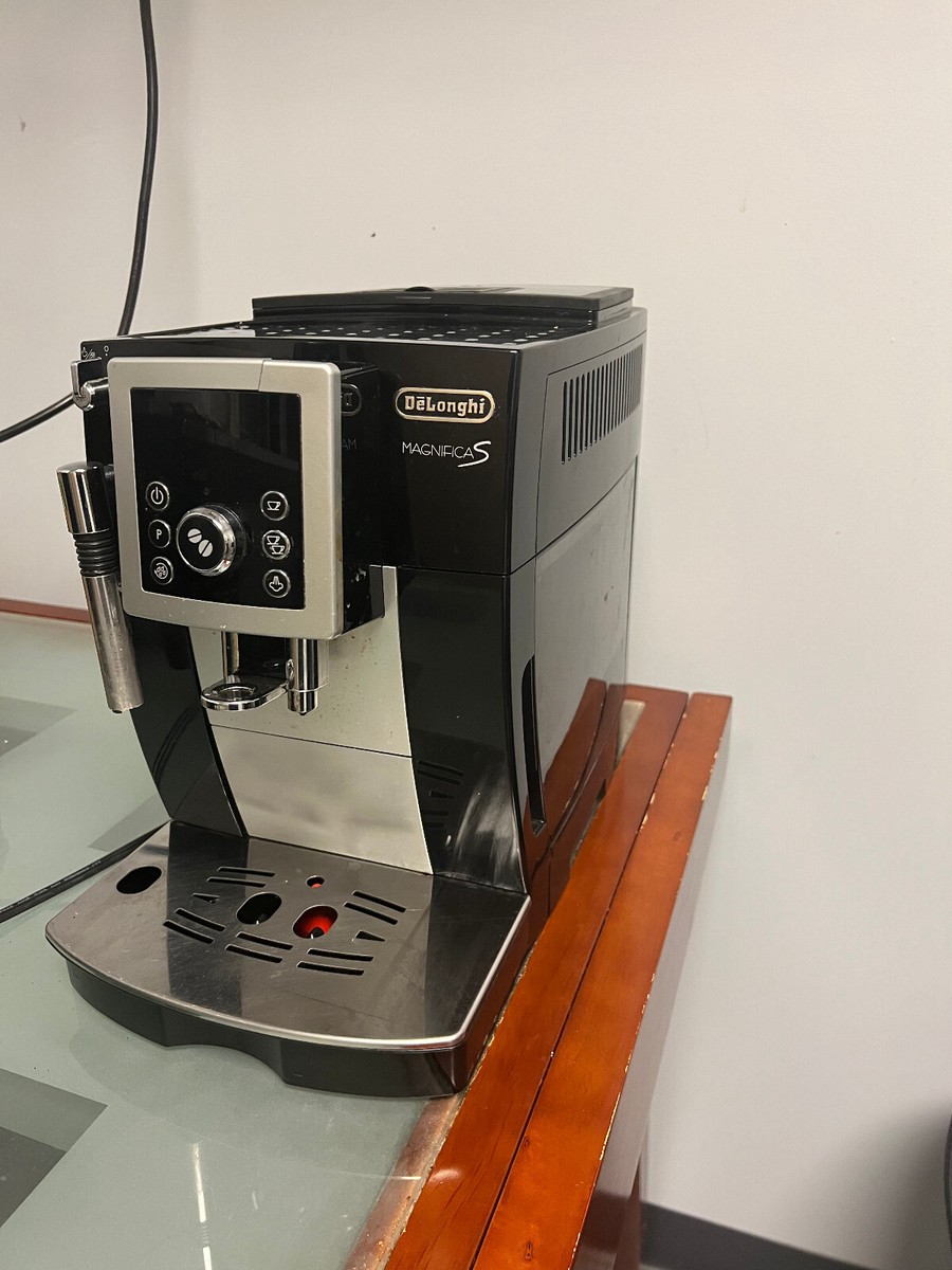 DeLonghi Magnifica S Espresso Machine Compact SuperAutomatic ECAM23210SB  Black