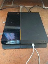 Sony PlayStation 4 1TB Nera Usata, funziona perfettamente