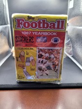 2013 Topps MLB Sticker Collection 32