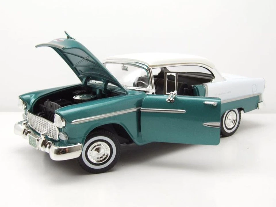 Chevrolet Bel Air Hardtop 1955 Verde Metallizzato Bianco Modellino 1:18 MotorMax - Immagine 4 di 4