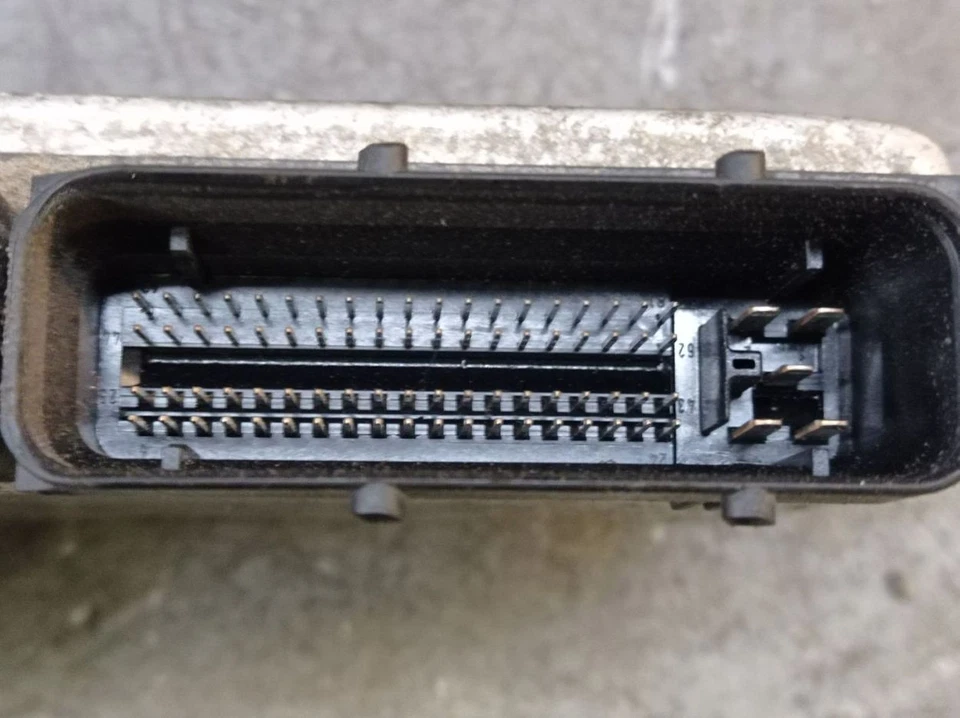 VW T4 IV (70XA) 2.5 TDI Centralina Motore 074906018B - Immagine 4 di 4