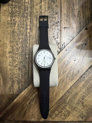 Vintage 1999 Mens Swatch with Black Silicone Band Watch SR1140SW, Preowned
