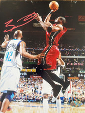 Dwyane Wade Autographed Signed 8x10 Photo Miami Heat NBA Holo COA