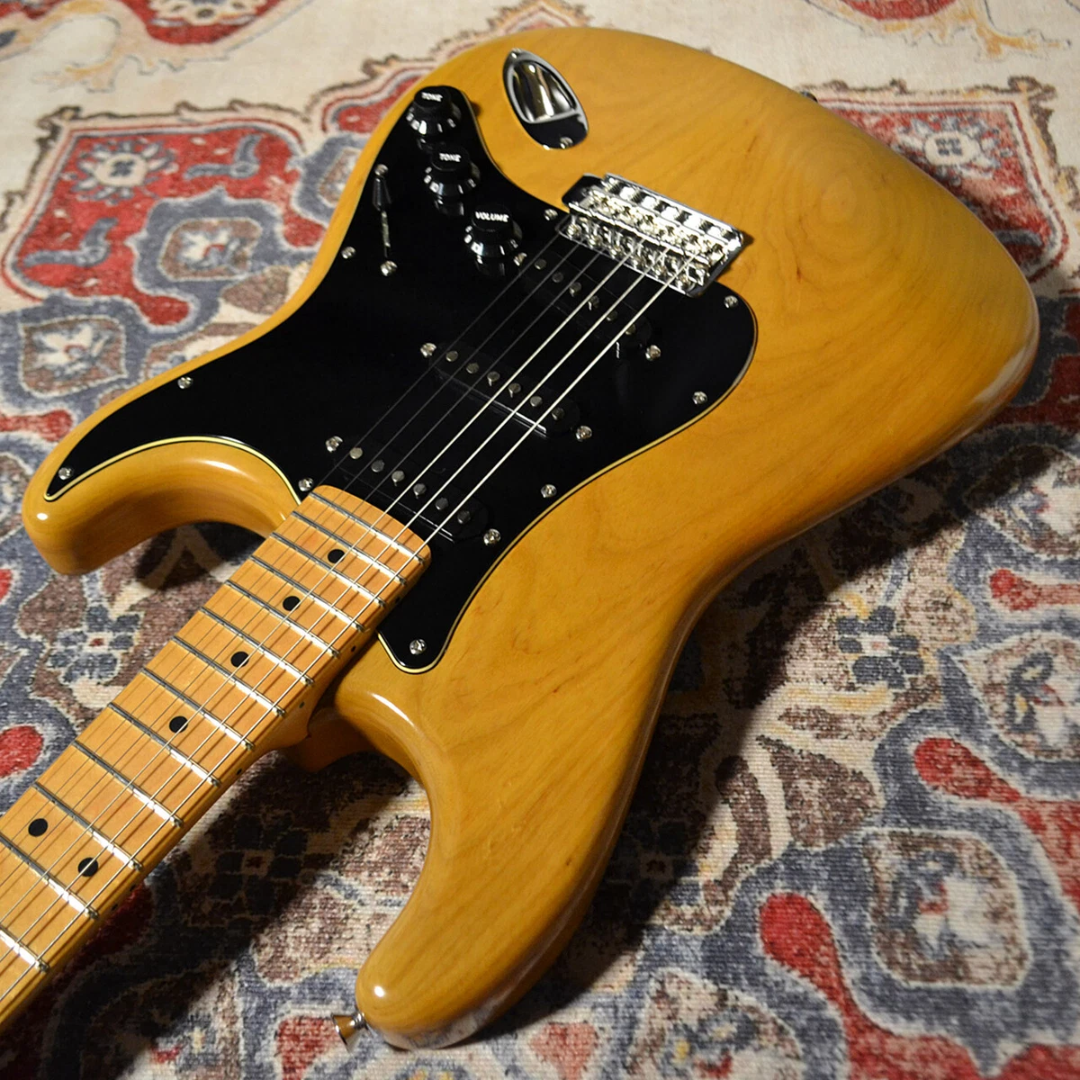 G seven guitar online