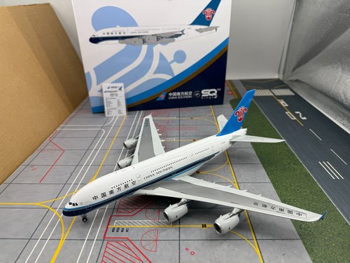 Avión SQ Wings 1/200 CHINA SUR Airbus A380 B-6139 modelo L2007 - Imagen 4 de 15