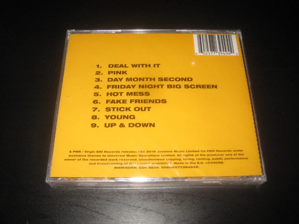 GIRLI " Odd One Out " CD auf Virgin EMI Records – CDV 3226 - Bild 2 von 2