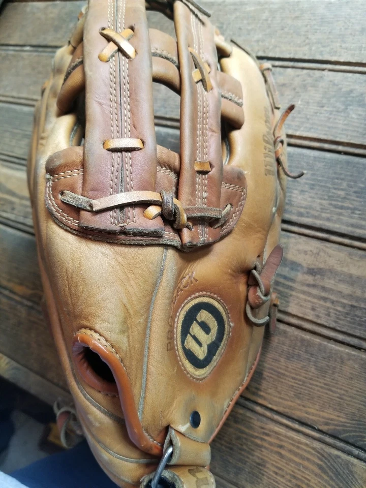 Guante de béisbol de colección Guante Wilson Jim Catfish Hunter Premio Cy Young Foto 2 de 4