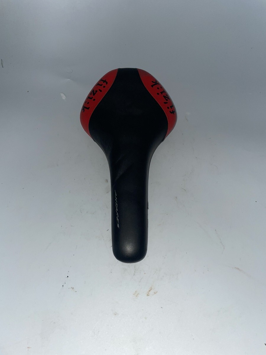 Fizik Antares Saddle 141mm K:ium Rails Black/Red Team Edition