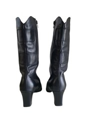 Lot de 10 cravates en soie HERMES et SALVATORE FERRAGAMO., Vente aux Lot de 10 cravates en soie HERMES et SALVATORE FERRAGAMO., Vente aux