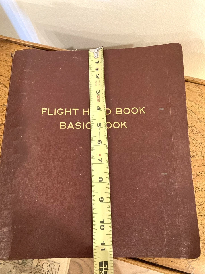 Vintage Lockheed T-33A Flight Hand Book, Basic Book. November 10, 1964 Foto 3 de 4