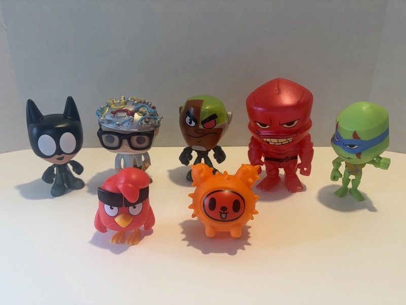 Lot Of 7 Sonic Restaurant Wacky Pack Toys.