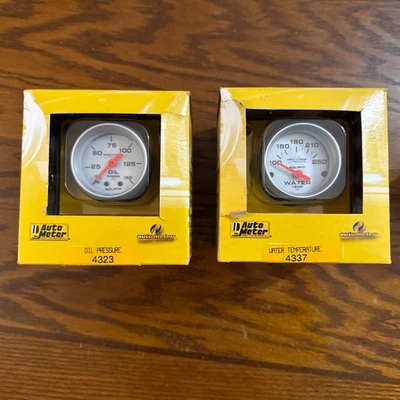 Autometer Pro Comp Ultra-Lite Water Temp 4337 and Oil Pressure 4323 Gauges NEW - Image 1 of 4